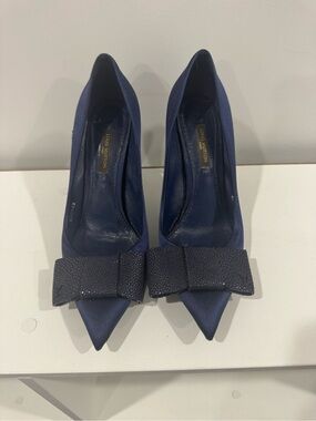 Louis Vuitton Navy Satin Pointed Pumps with Textured Bow Accent
